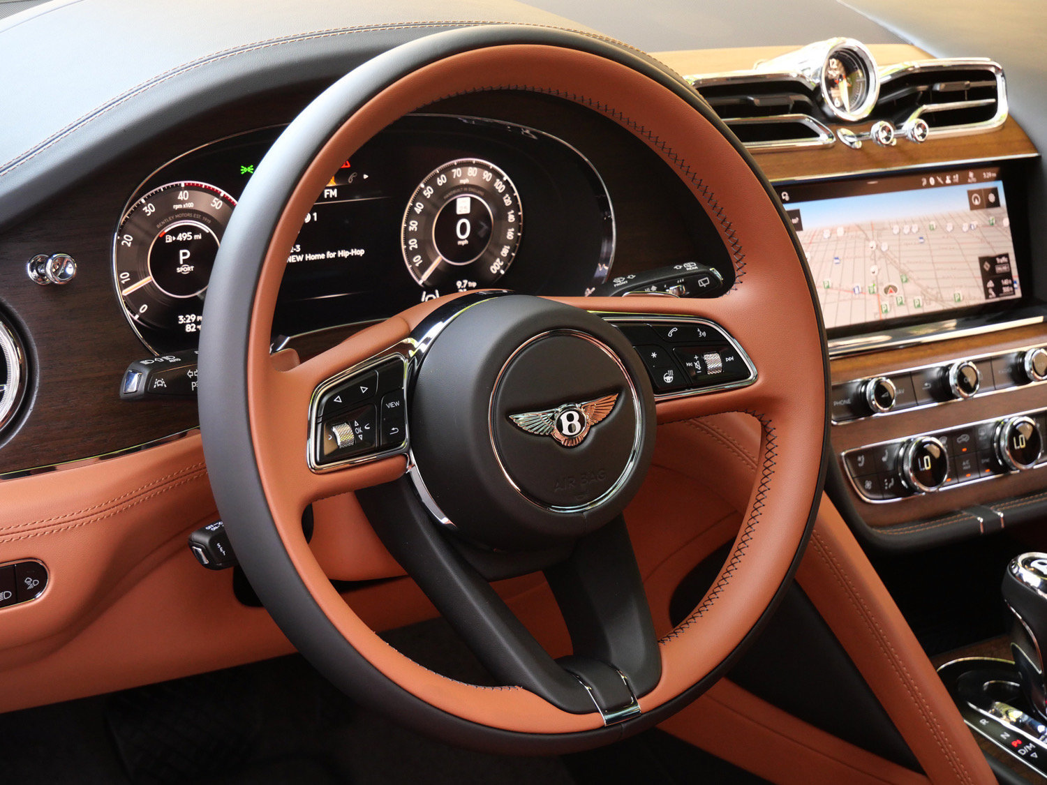 New 2026 Bentley Bentayga AWD/4WD image 13