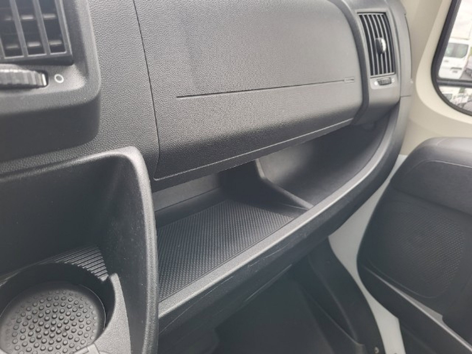 Used 2015 RAM ProMaster 3500 w/ Cargo Convenience Group image 11