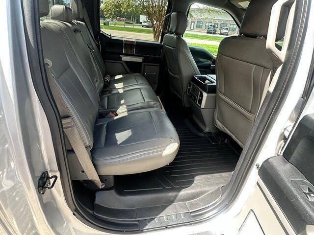 Used 2018 Ford F150 Lariat RWD image 17