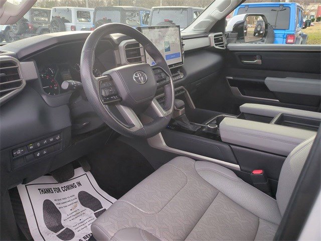 Used 2022 Toyota Tundra Limited image 9