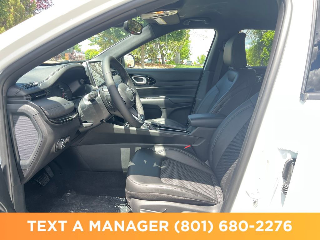 New 2026 Jeep Compass Latitude AWD/4WD image 9
