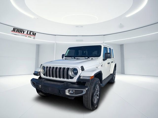 Used 2026 Jeep Wrangler Unlimited Sahara AWD/4WD image 6