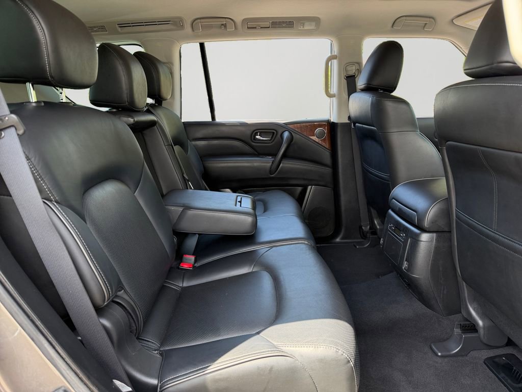 Used 2018 INFINITI QX80 4WD w/ Driver Assistance Package image 9