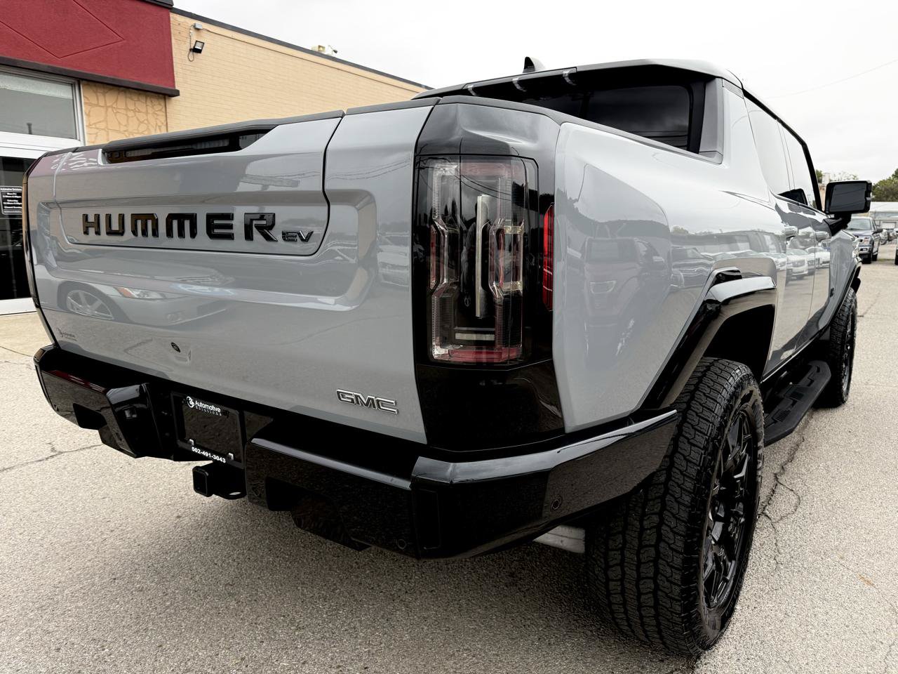 Used 2025 GMC Hummer EV 2X AWD/4WD image 10