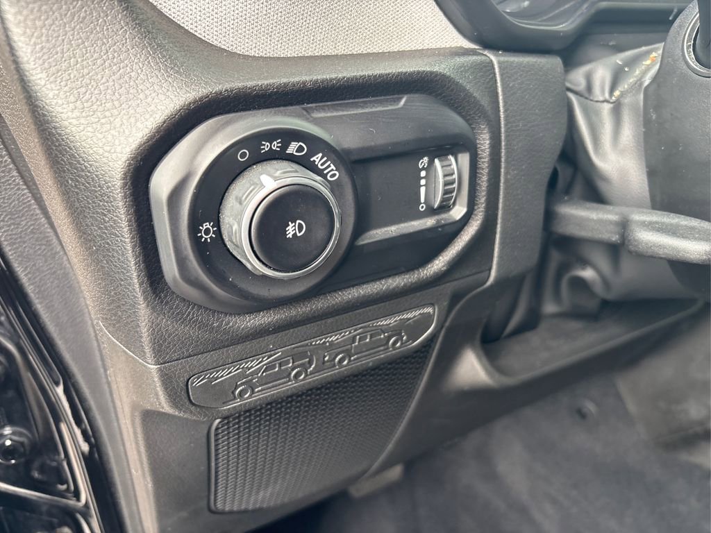 Used 2024 Jeep Wrangler Sport S image 34