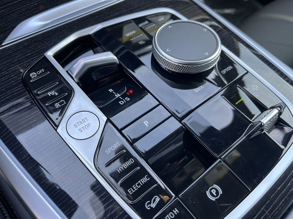 New 2026 BMW X5 xDrive50e w/ M Sport Package image 16