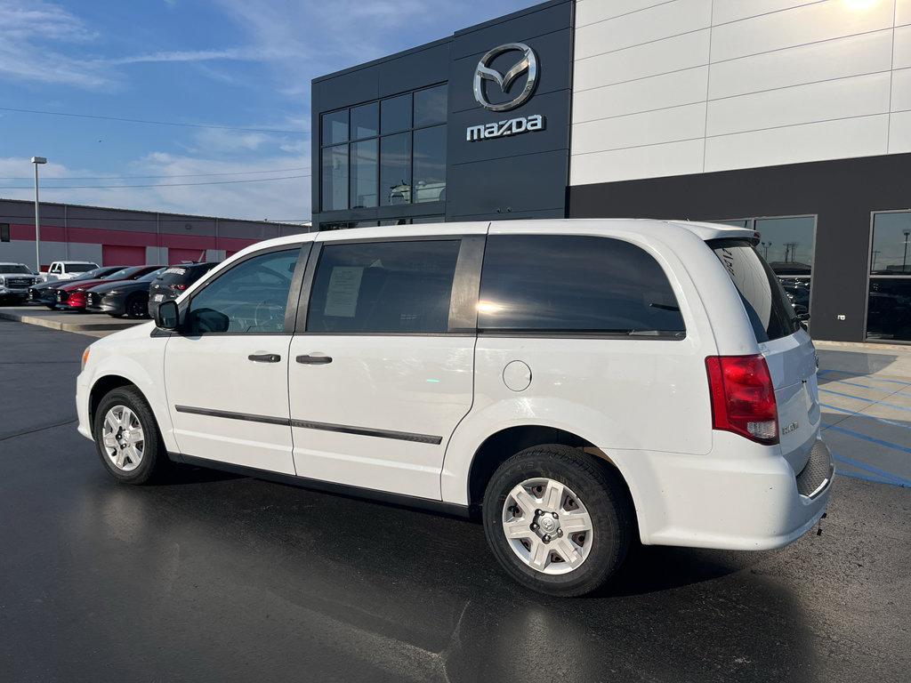 Used 2014 RAM C/V Tradesman w/ UConnect Hands-Free Group image 3