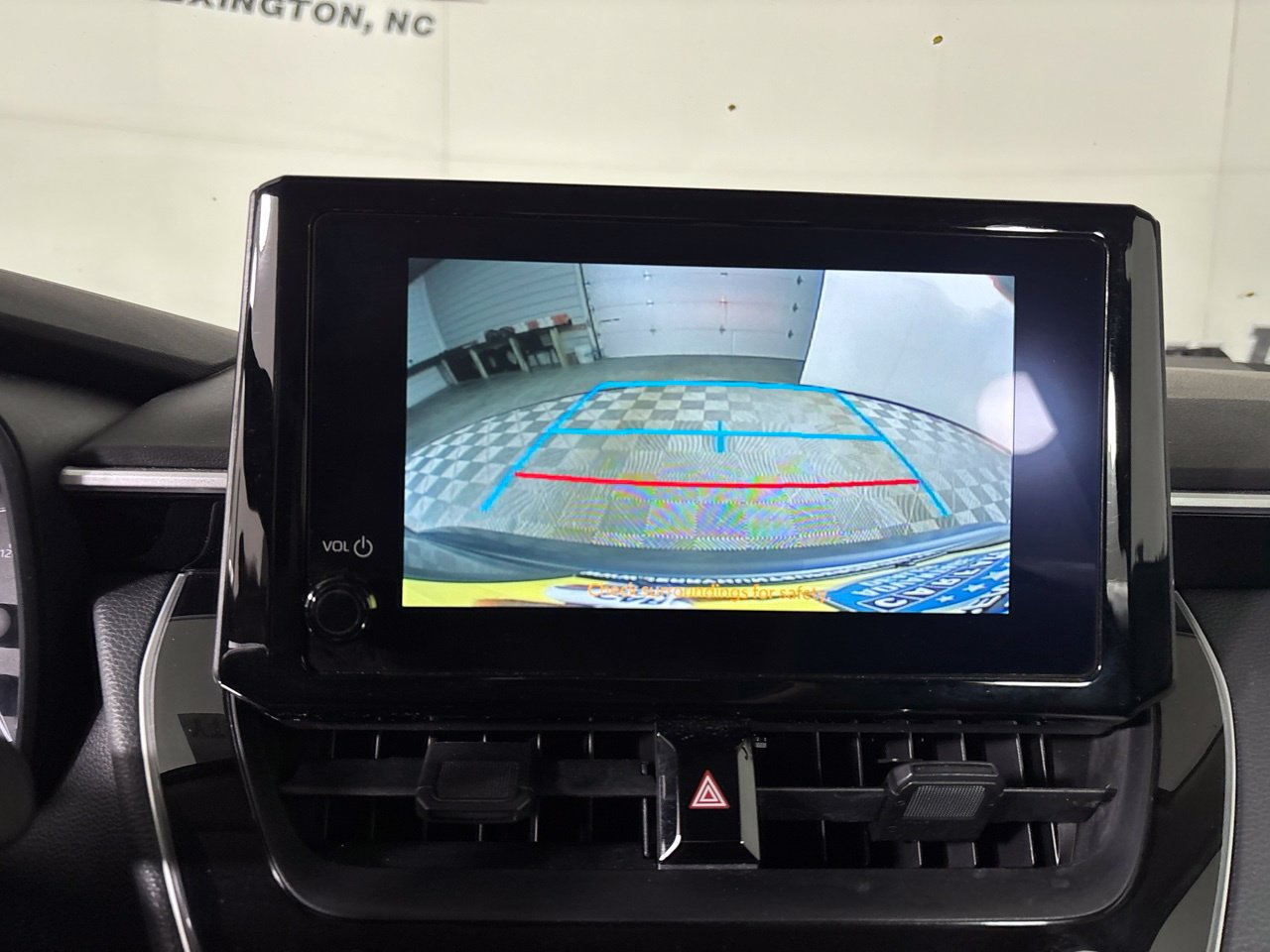 Used 2025 Toyota Corolla LE FWD image 17