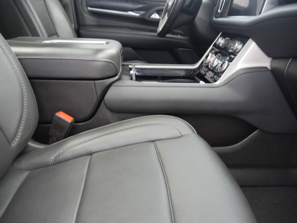 Used 2022 GMC Yukon Denali AWD/4WD image 25
