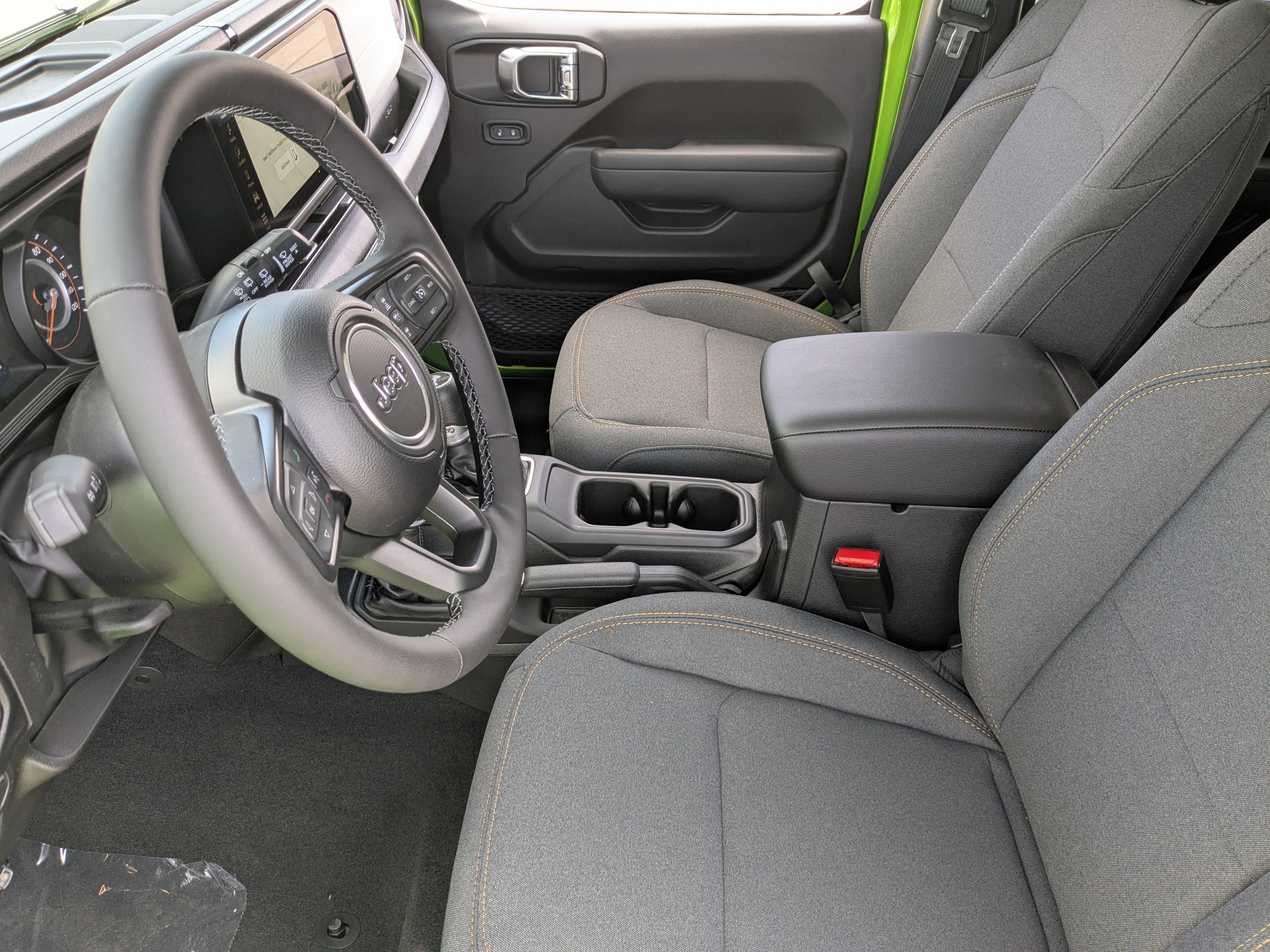 Used 2025 Jeep Wrangler Sport S image 17