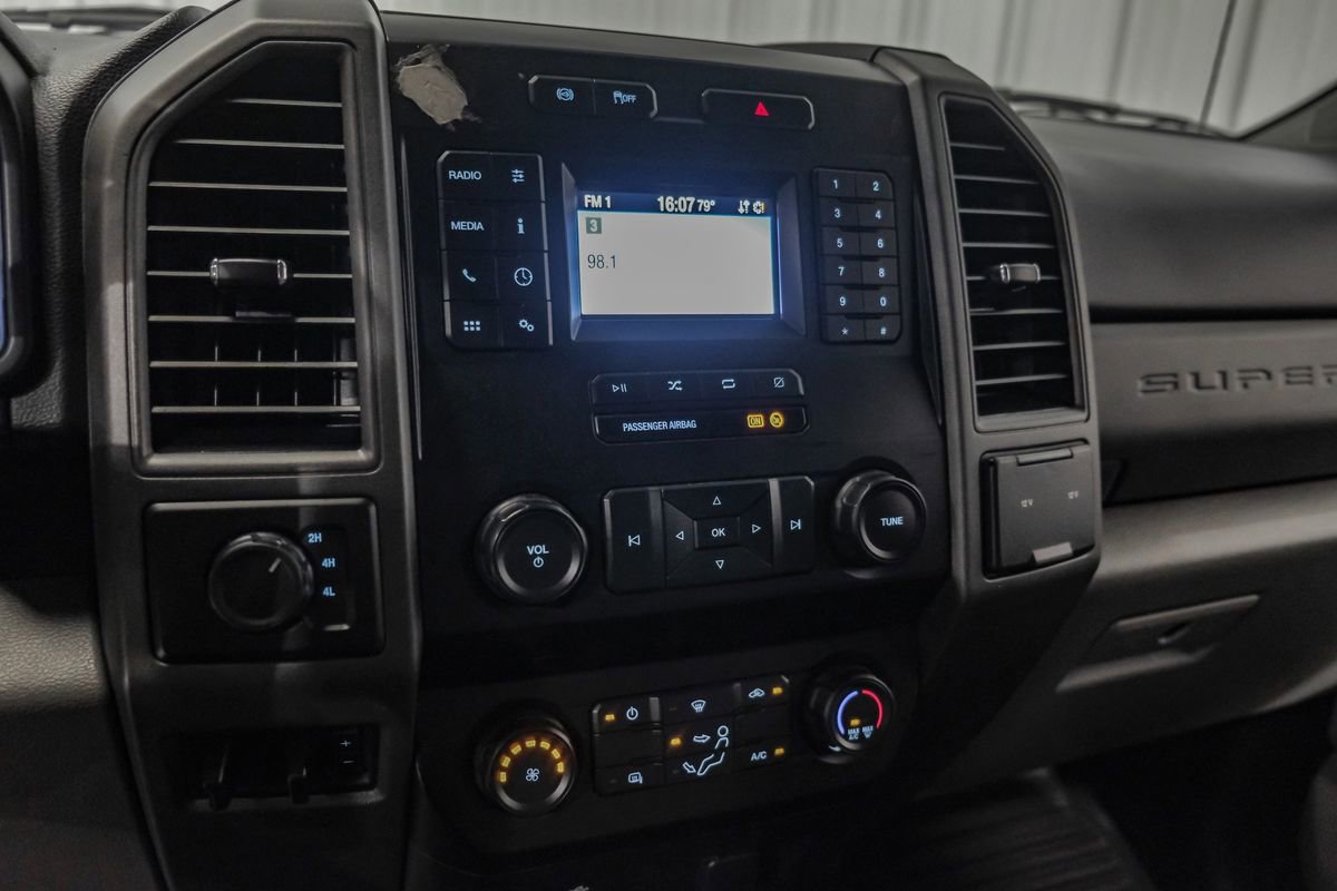 Used 2021 Ford F550 4x4 Crew Cab Super Duty w/ Power Equipment Group image 23