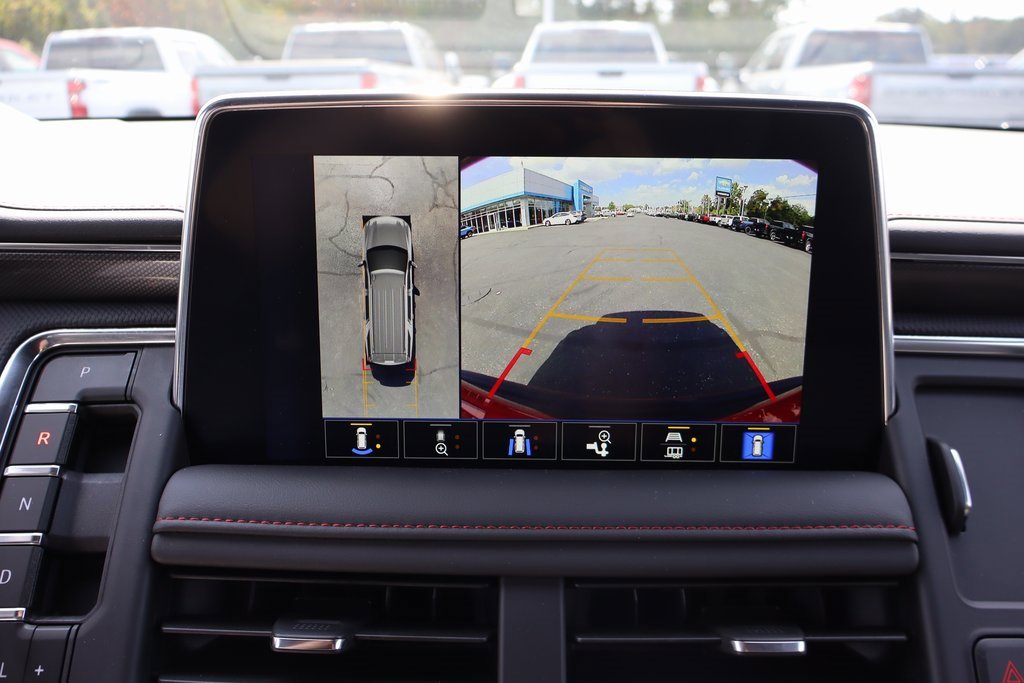 Used 2024 Chevrolet Suburban RST w/ Luxury Package image 9