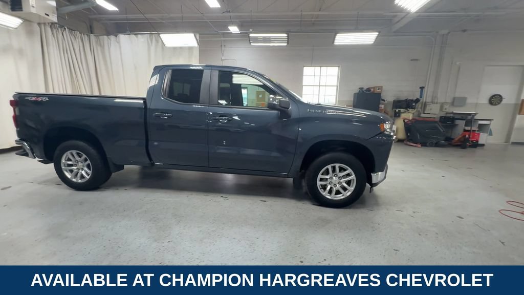 Used 2020 Chevrolet Silverado 1500 LT w/ All-Star Edition AWD/4WD image 2