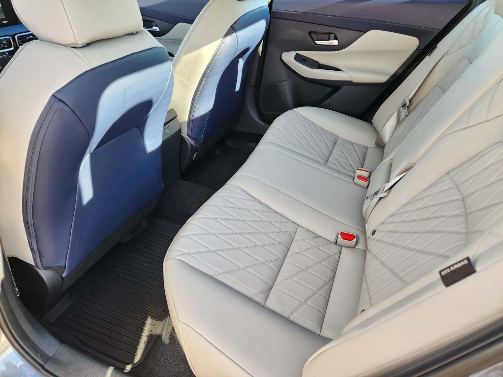 New 2026 Nissan Sentra SL w/ Floor Mat Package image 28
