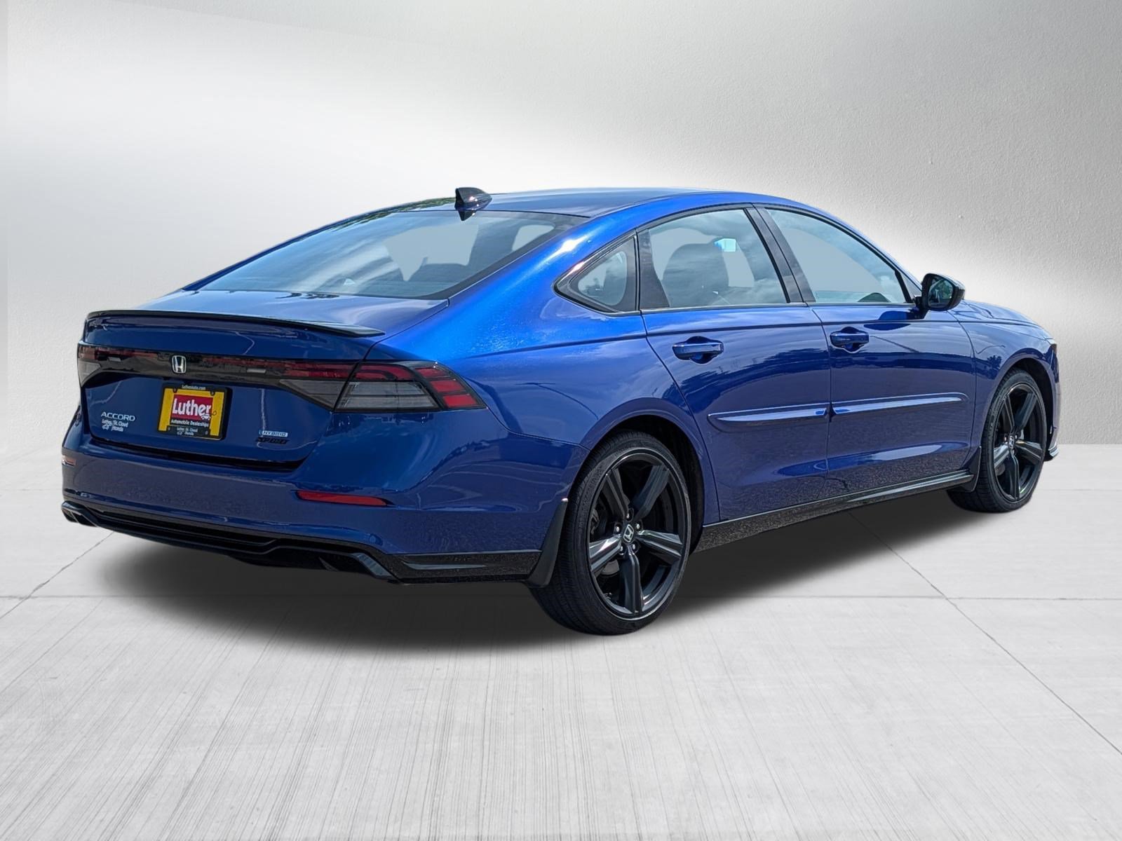 Used 2024 Honda Accord Sport image 7