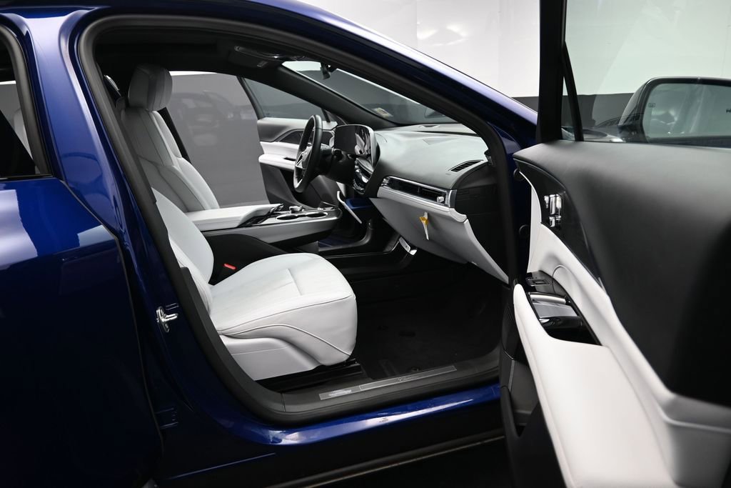 Certified 2024 Cadillac Lyriq Luxury w/ LPO, Floor Liner Package AWD/4WD image 16