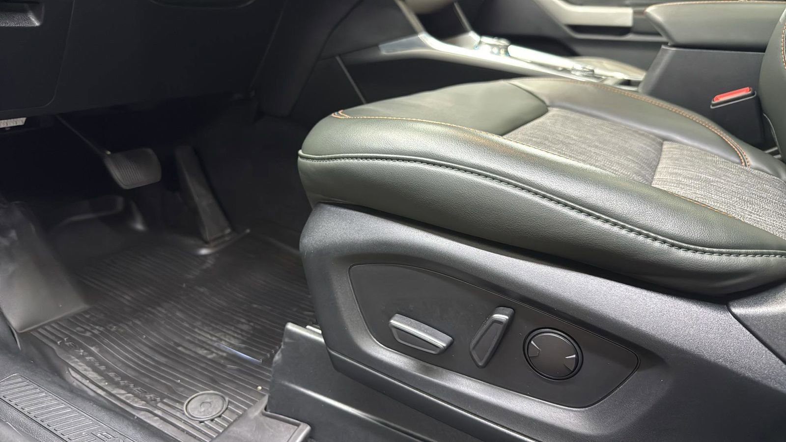 Certified 2023 Ford Explorer Timberline w/ Timberline Technology Package image 10