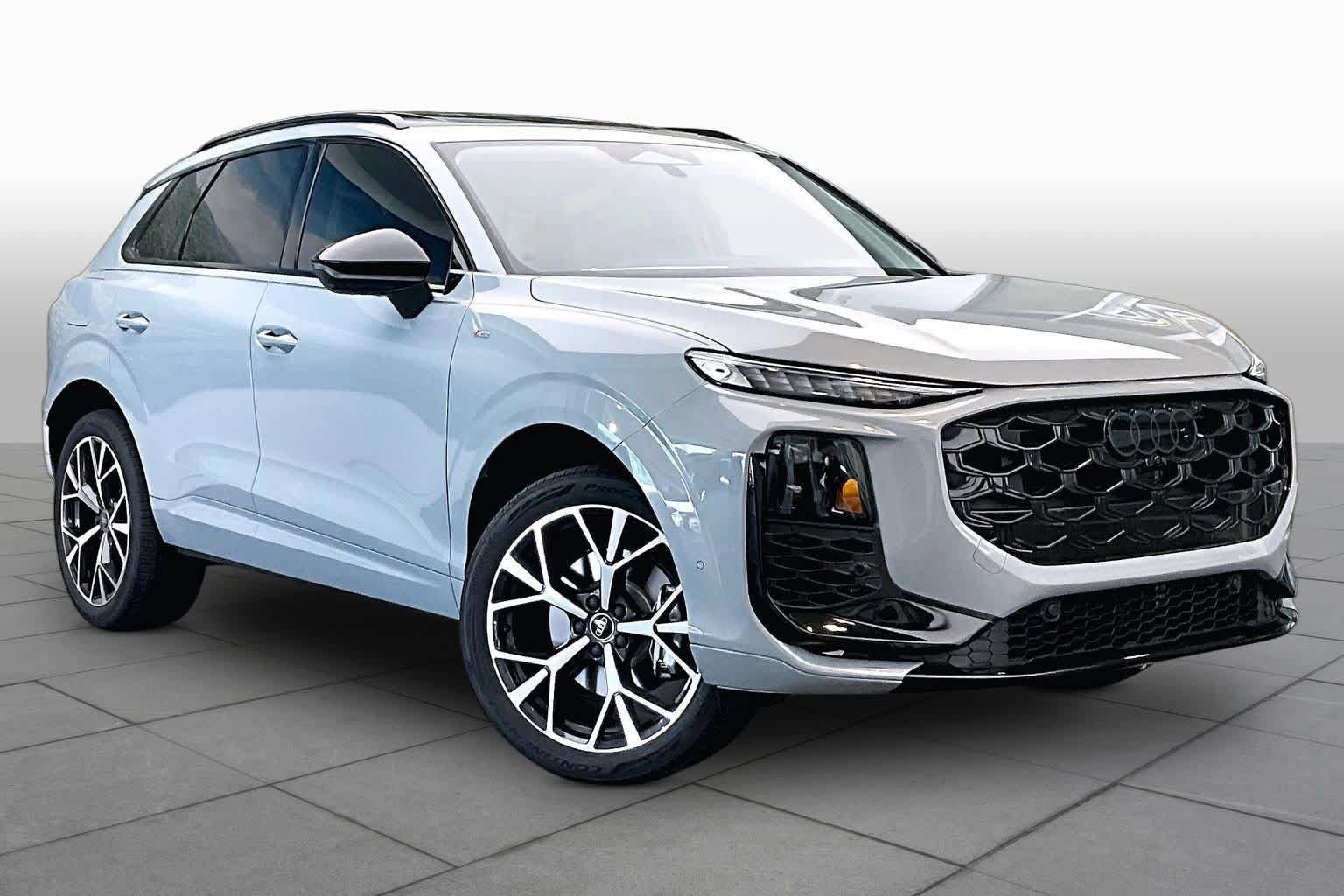 New 2026 Audi Q3 quattro 2.0T AWD/4WD image 2