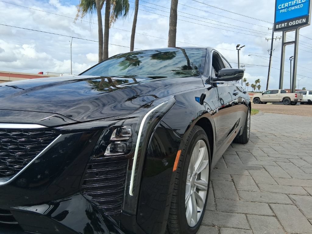 Used 2025 Cadillac CT5 Premium Luxury RWD image 3