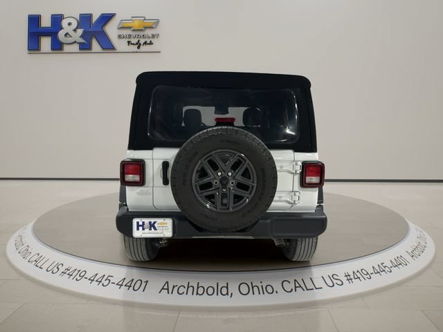 Used 2024 Jeep Wrangler Unlimited Sport AWD/4WD image 5