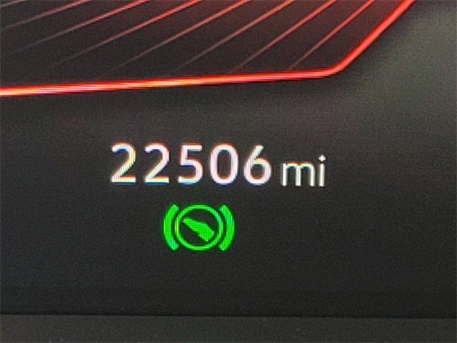 Used 2024 Volkswagen Tiguan SE R-Line image 34