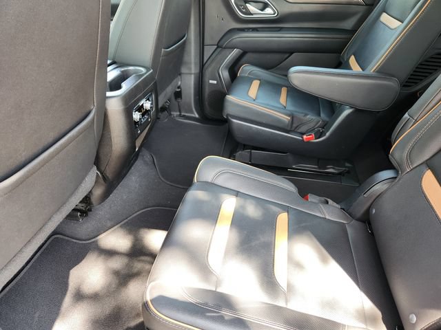 Used 2023 GMC Yukon AT4 w/ AT4 Premium Package AWD/4WD image 30