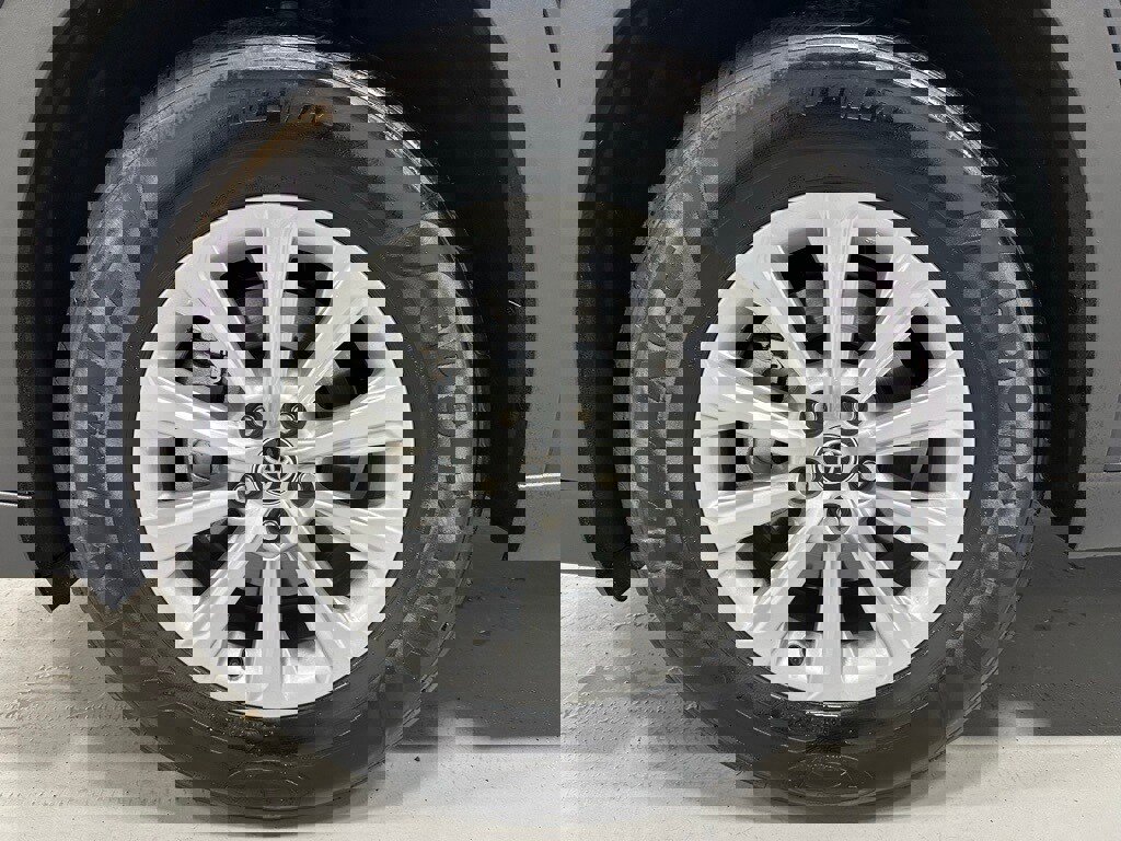 Used 2025 Toyota Grand Highlander AWD image 70