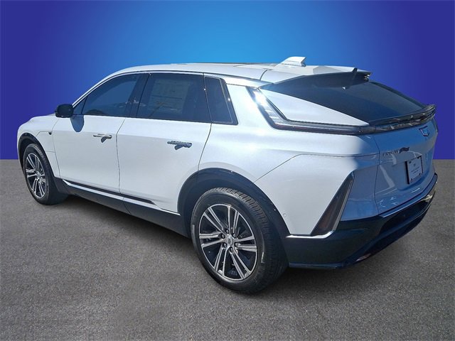 New 2026 Cadillac Lyriq Luxury image 6