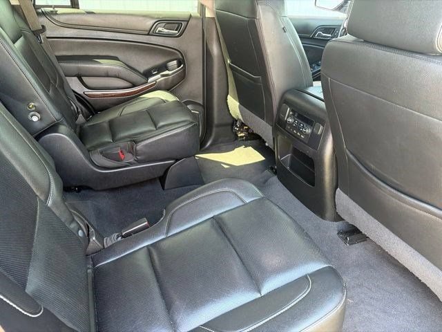 Used 2019 GMC Yukon SLT w/ Graphite Performance Edition AWD/4WD image 39