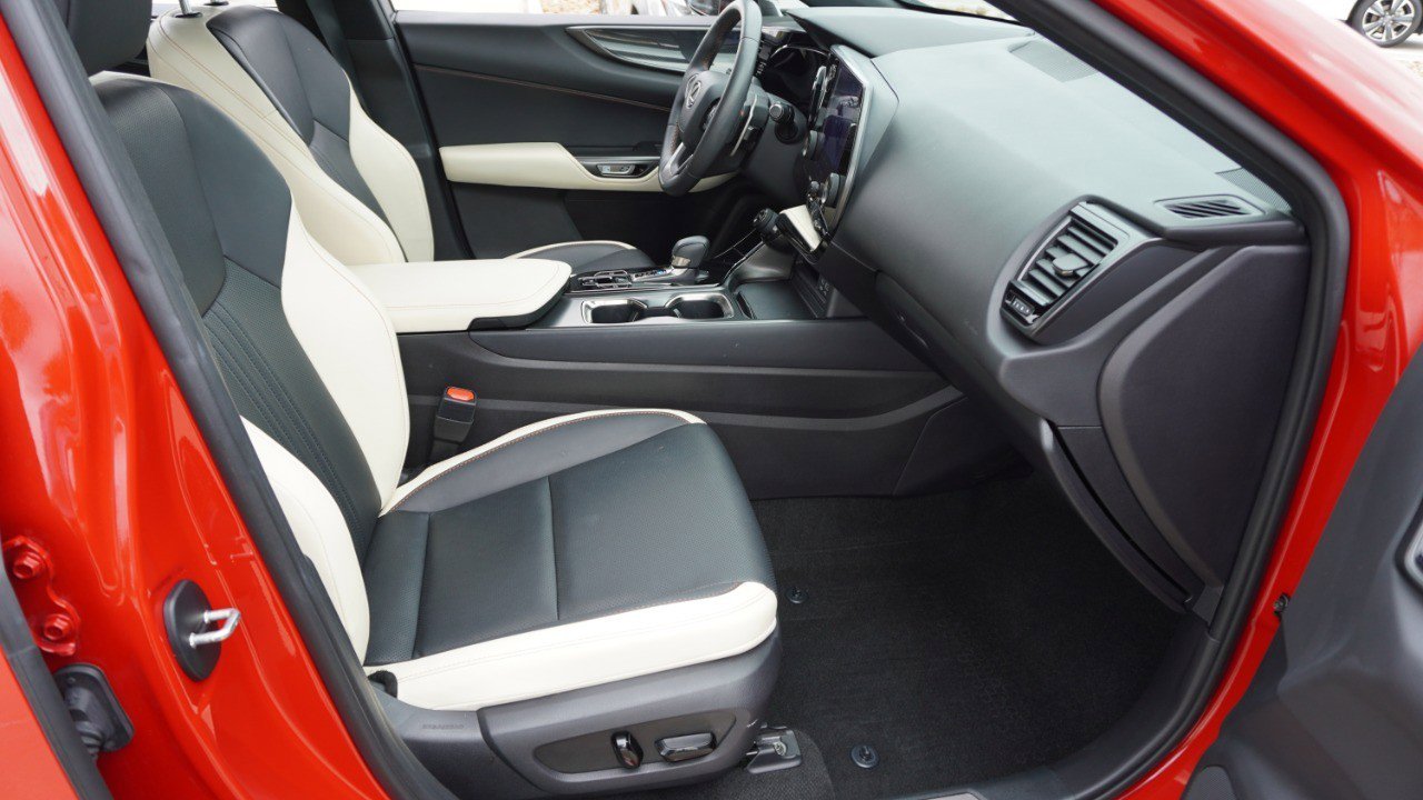 Certified 2023 Lexus NX 250 FWD w/ Towing Package (2000 Lbs) image 14