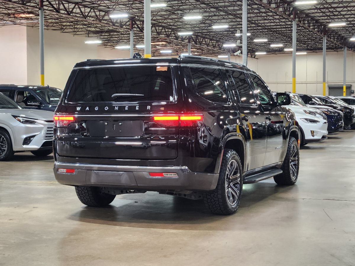 Used 2022 Jeep Wagoneer Series III w/ Flexible Seating Group AWD/4WD image 7