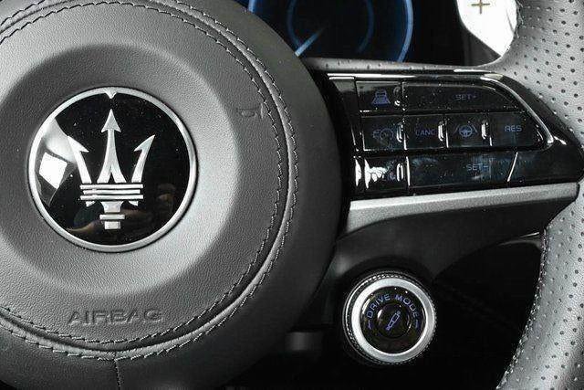 New 2025 Maserati Grecale Folgore AWD/4WD image 12