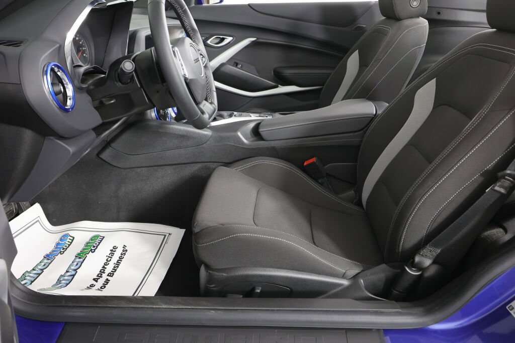 Used 2023 Chevrolet Camaro LT RWD image 14