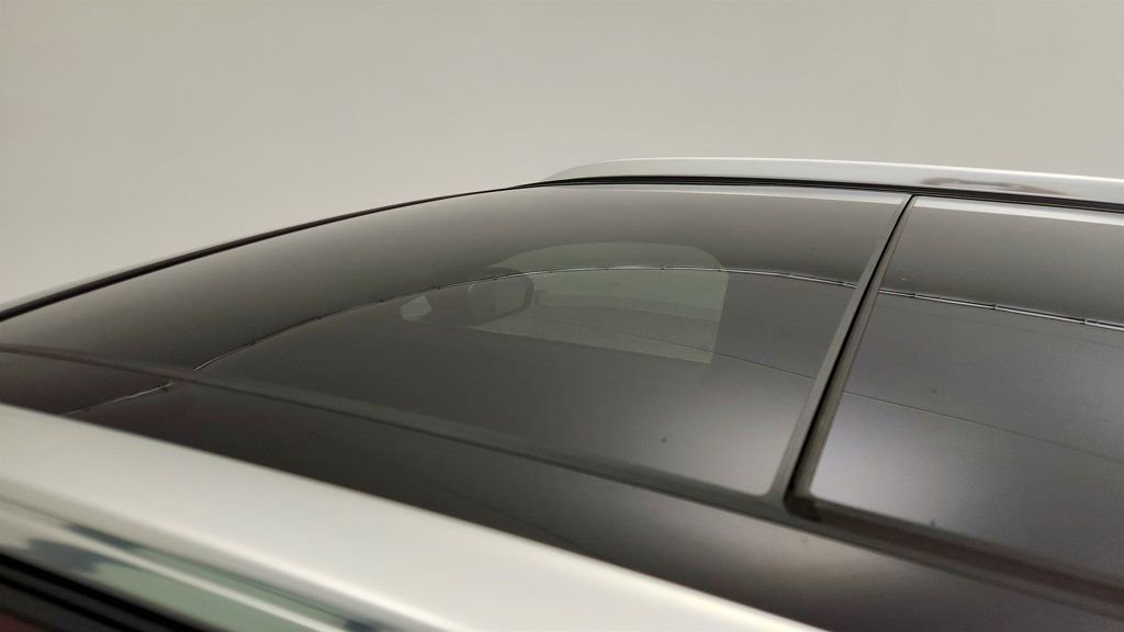 Used 2022 Lincoln Nautilus Reserve w/ Luxury Package image 10