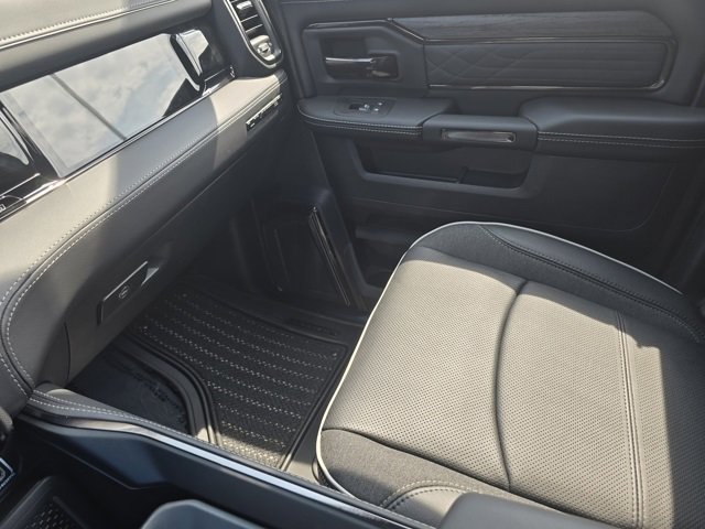 New 2026 RAM 3500 Limited image 18