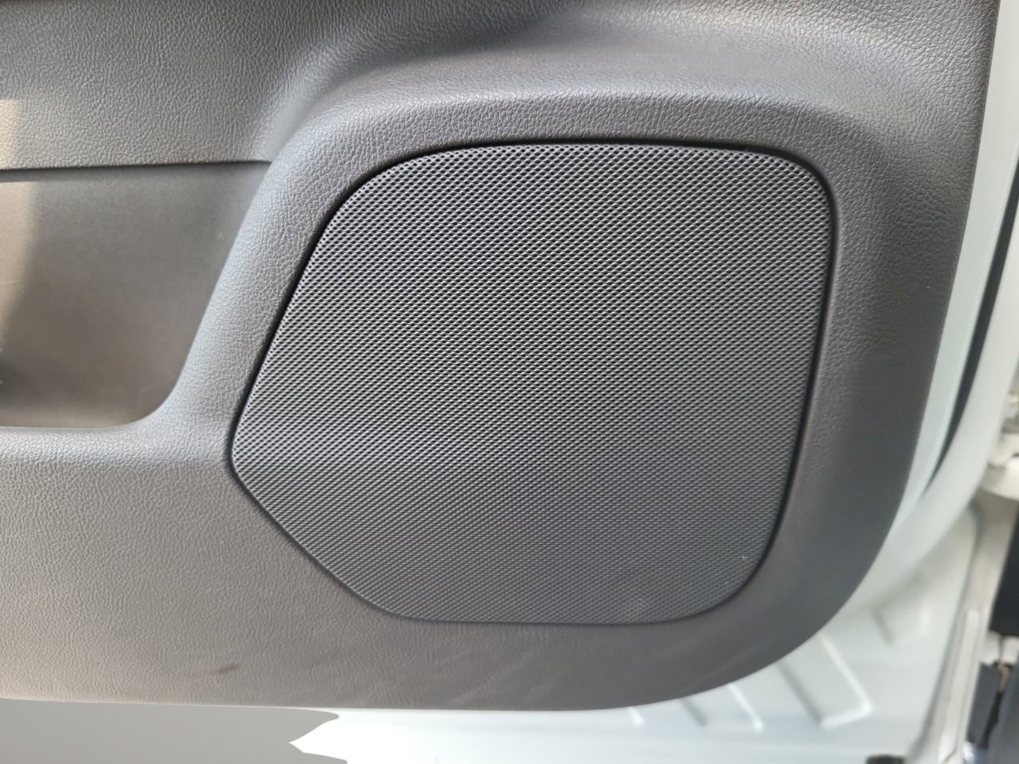 Used 2020 Lincoln Corsair Reserve w/ Elements Package image 16