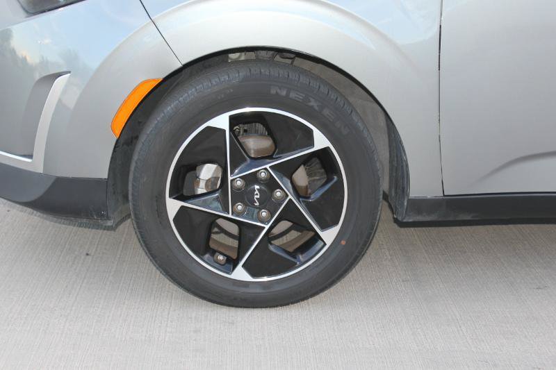 Used 2023 Kia Soul EX FWD image 41