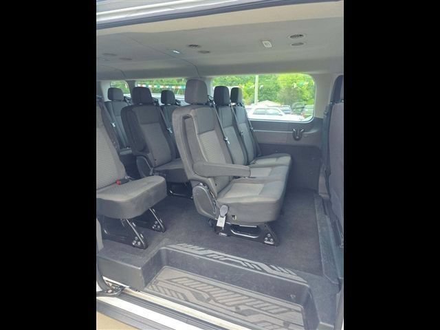 Certified 2022 Ford Transit 350 XLT RWD image 8