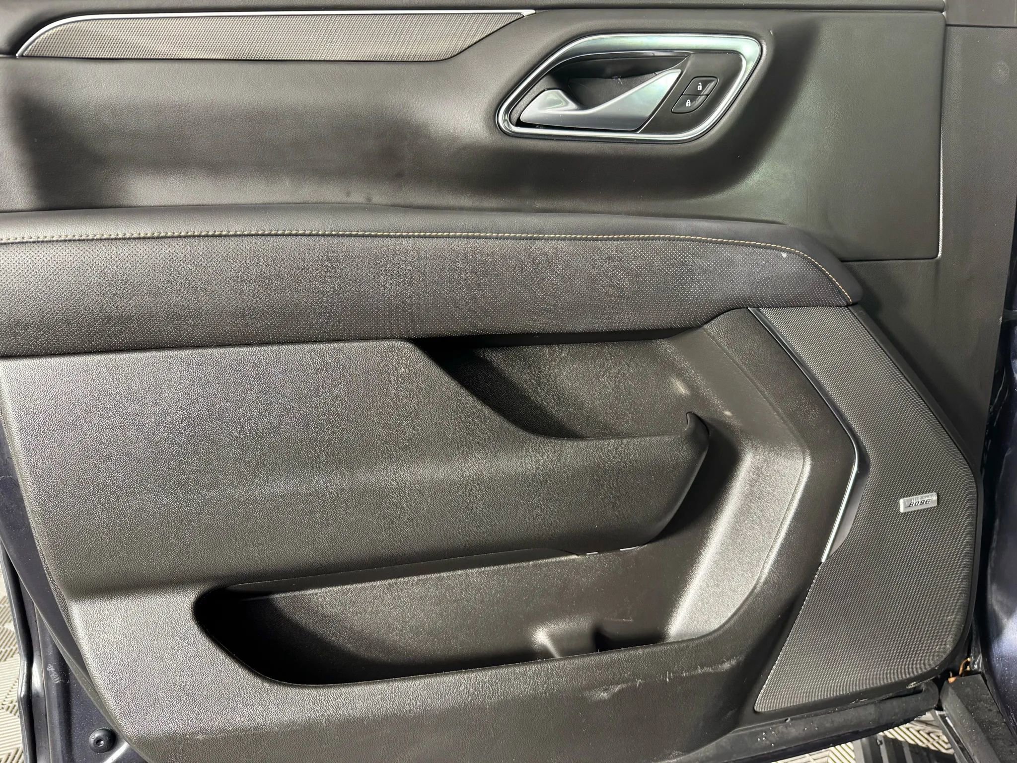 Used 2022 GMC Yukon AT4 image 44