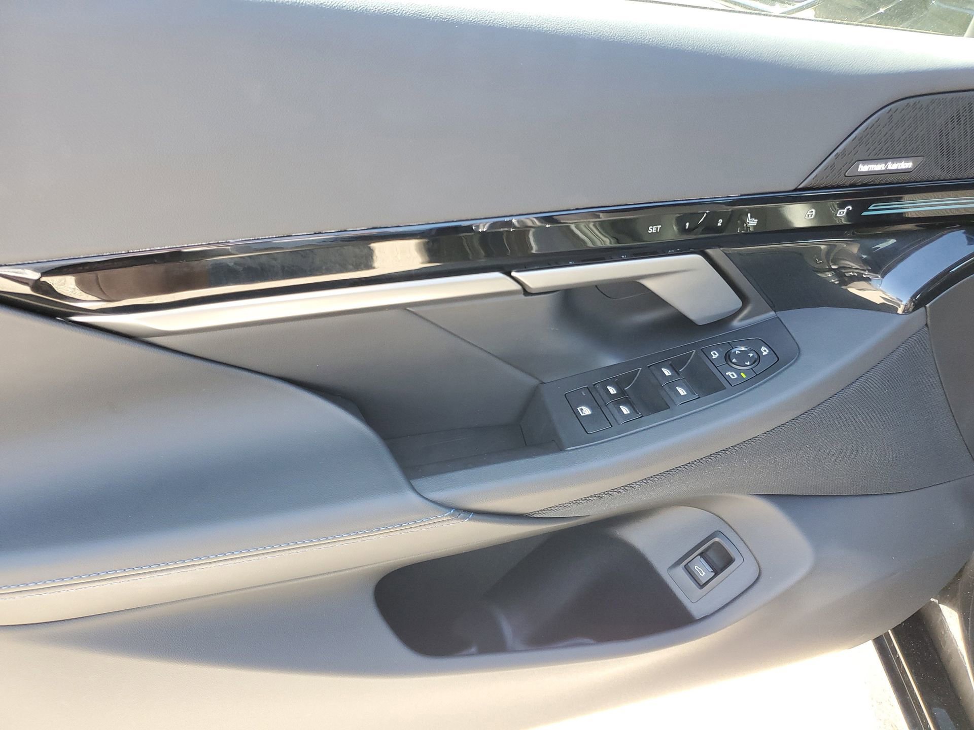 Used 2025 BMW 530i image 17