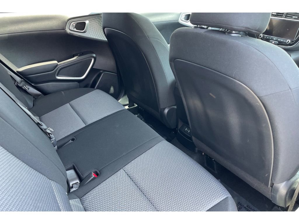 Used 2023 Kia Soul S FWD image 18