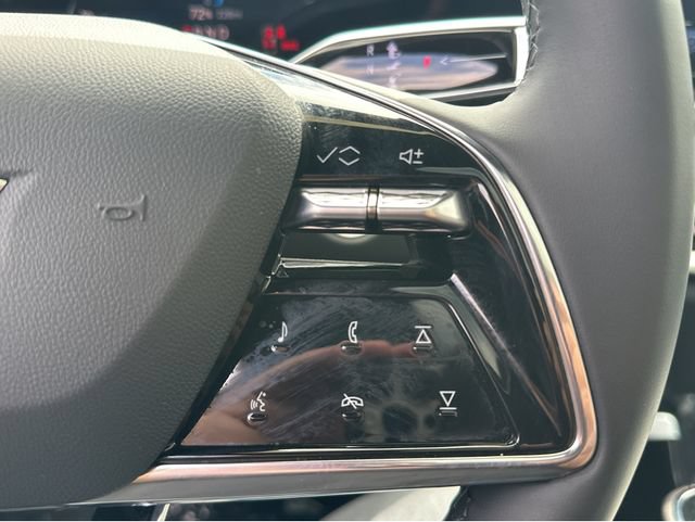 Certified 2024 Cadillac Lyriq Tech RWD image 30