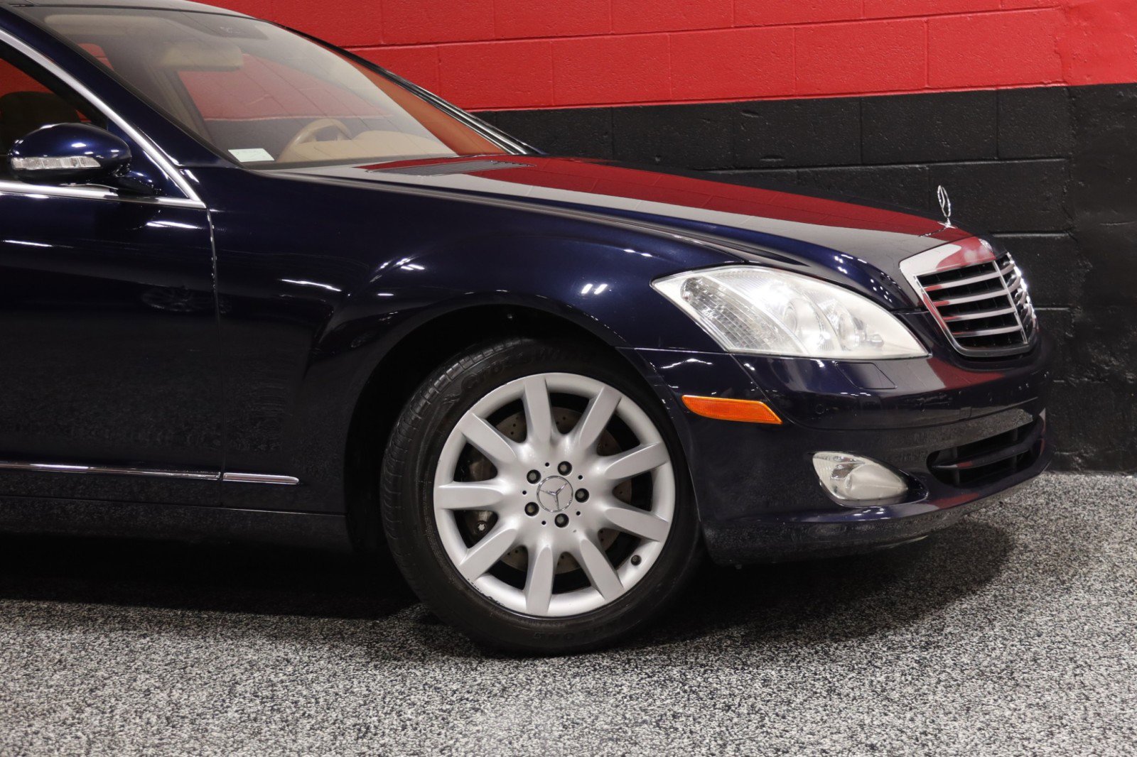 Used 2007 Mercedes-Benz S 550 4MATIC image 3