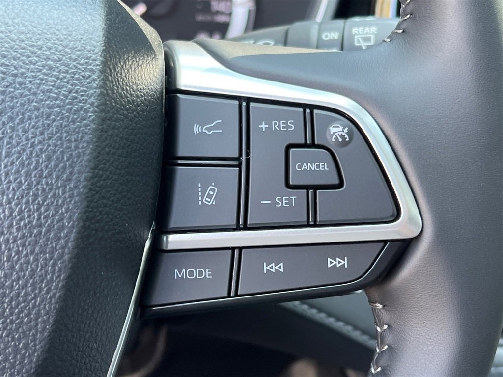 New 2026 Toyota Highlander XLE image 26
