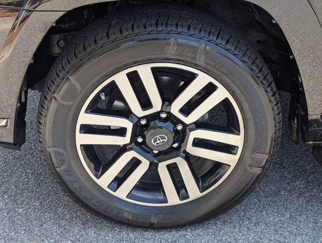 Used 2017 Toyota 4Runner Limited image 13