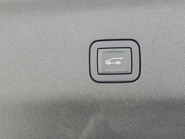 Certified 2025 Cadillac Escalade Sport Platinum image 9