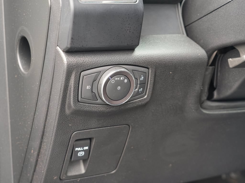 Used 2019 Ford Expedition Max XL AWD/4WD image 16