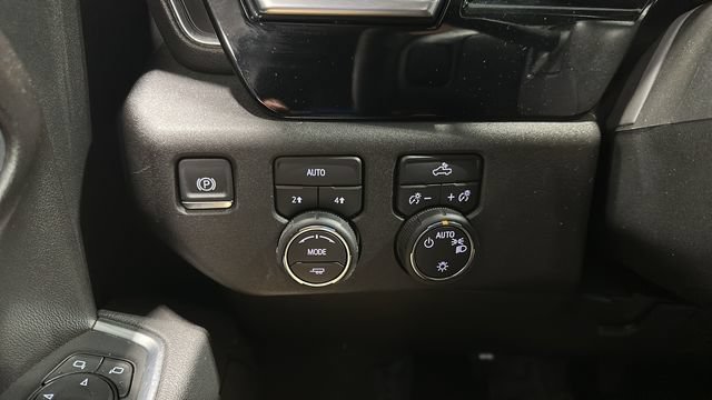 Used 2026 Chevrolet Silverado 1500 LT AWD/4WD image 13
