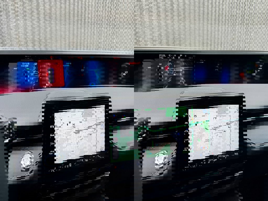 New 2025 Lincoln Nautilus Premier w/ Equipment Group 102A image 31