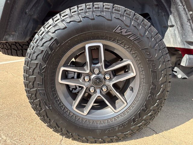 Used 2025 Jeep Gladiator Mojave AWD/4WD image 7